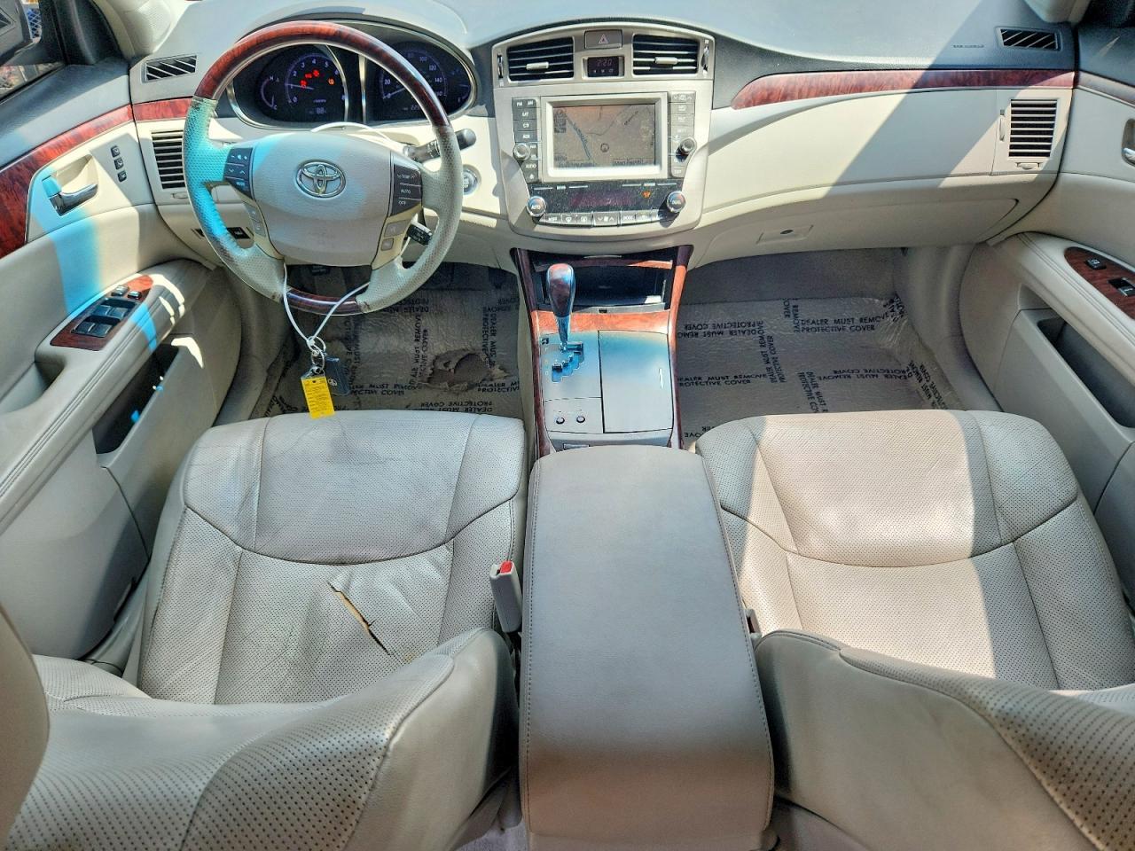 2011 TOYOTA AVALON LIMITED — Фото 8 из 12