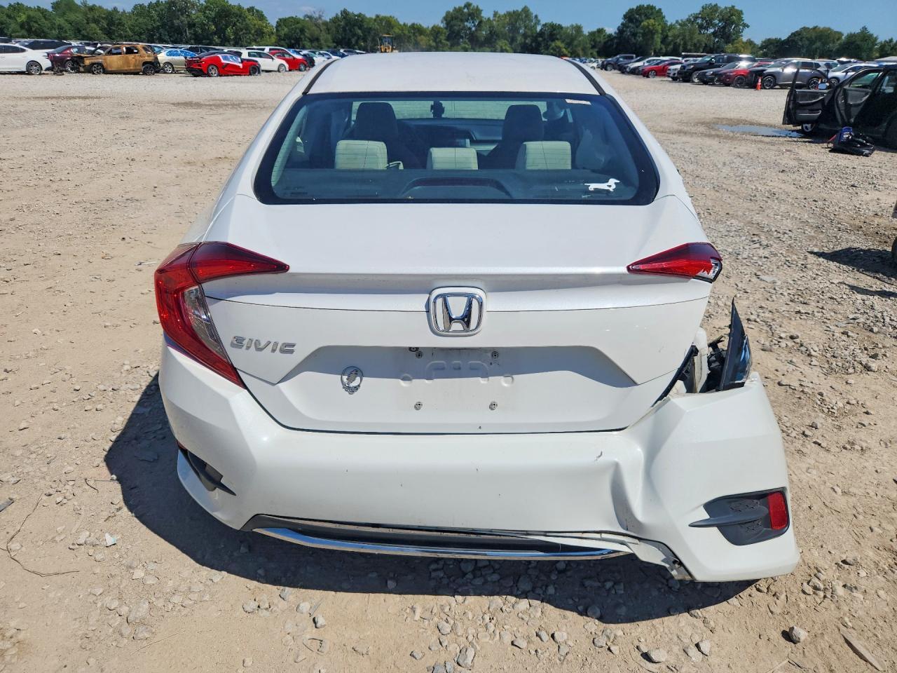 2019 HONDA CIVIC LX — Фото 6 из 12