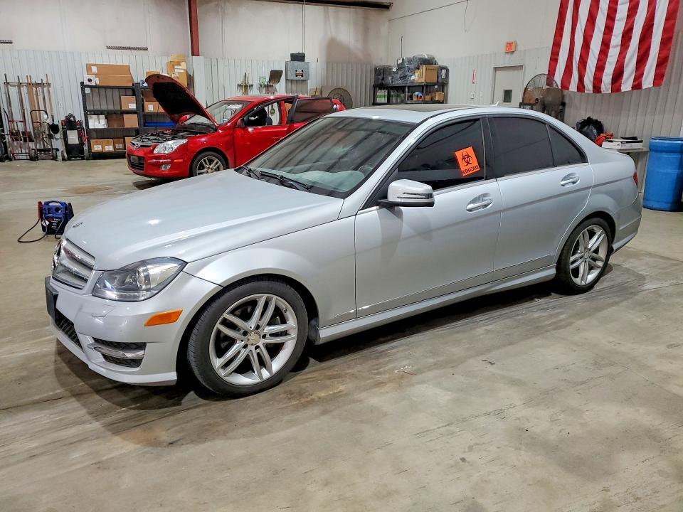 WDDGF4HB7DR248974 2013 MERCEDES-BENZ C photo no. 1
