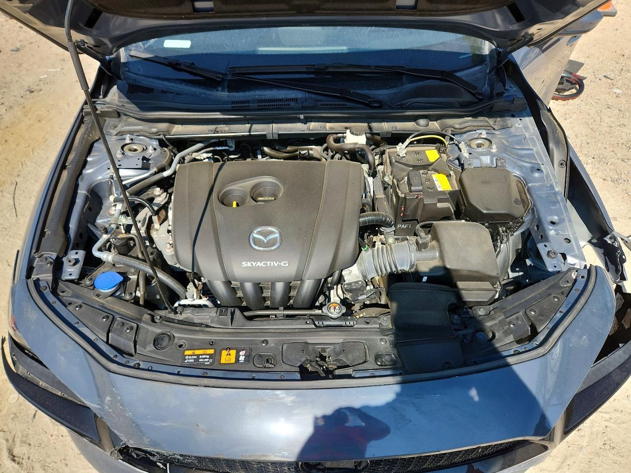 2021 MAZDA 3 PREMIUM — Фото 11 из 12