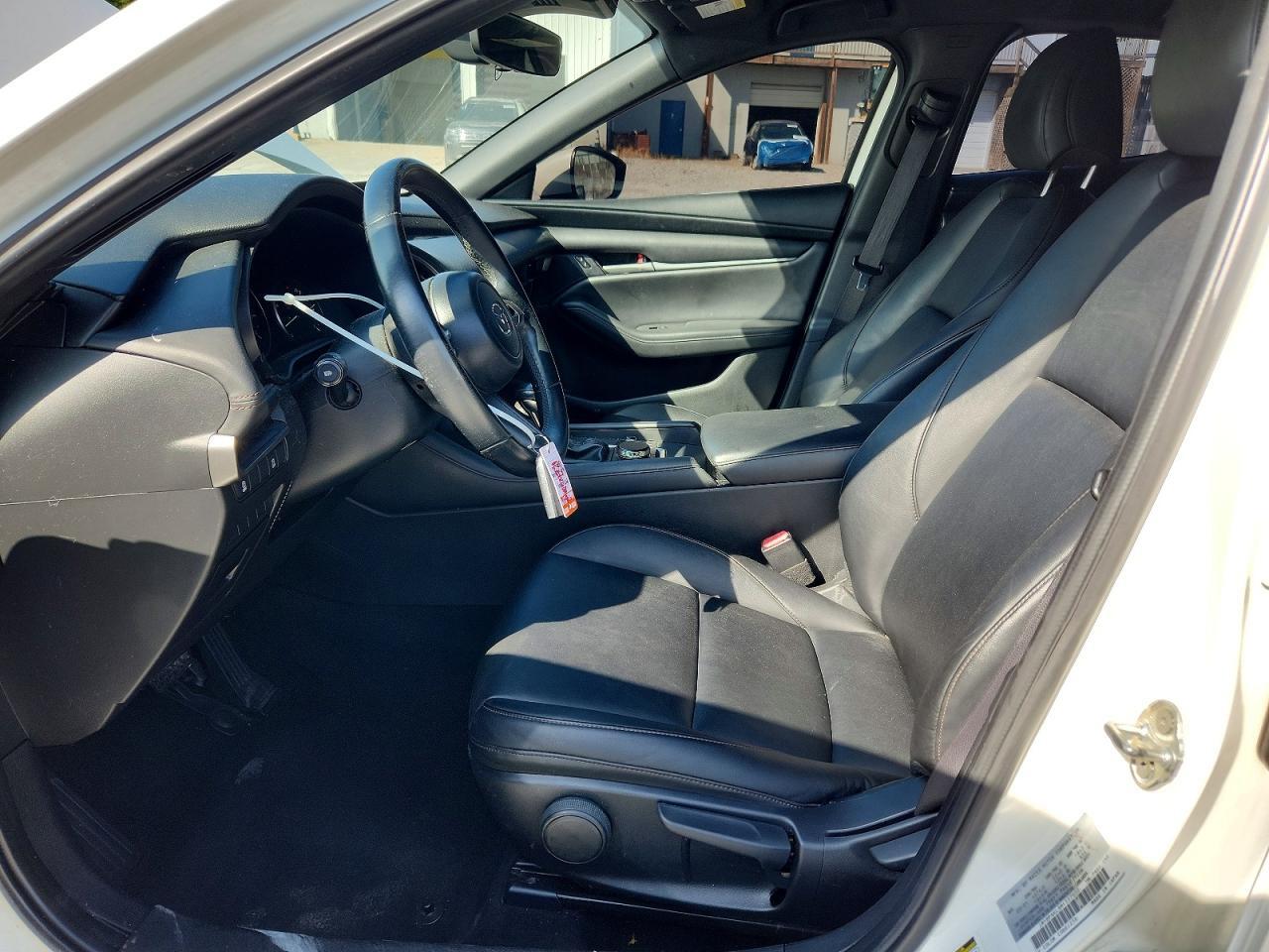 2021 MAZDA 3 SELECT — Фото 7 из 12
