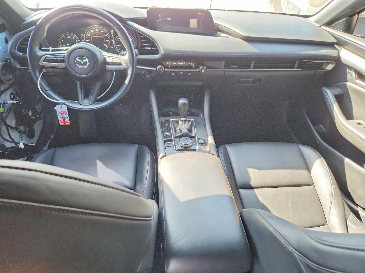 2021 MAZDA 3 SELECT — Фото 8 из 12