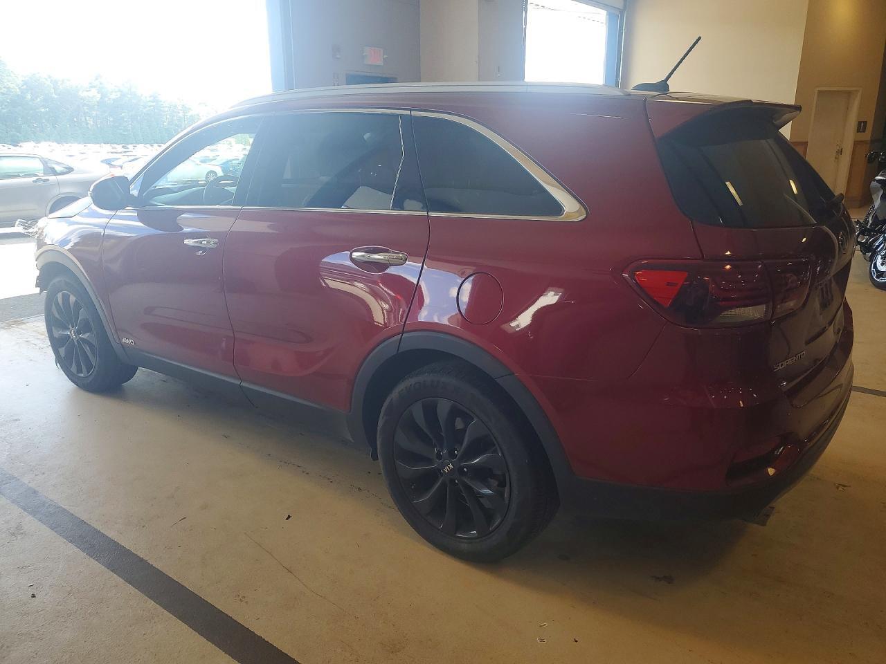 2020 KIA SORENTO EX V6 — Фото 2 из 13