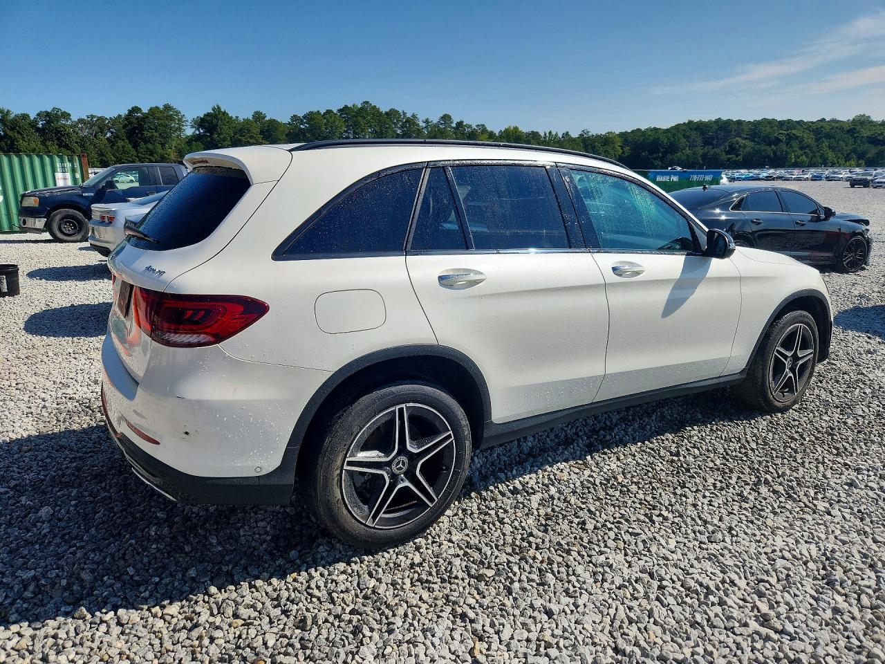 2021 MERCEDES-BENZ GLC 300 4MATIC — Фото 3 из 13