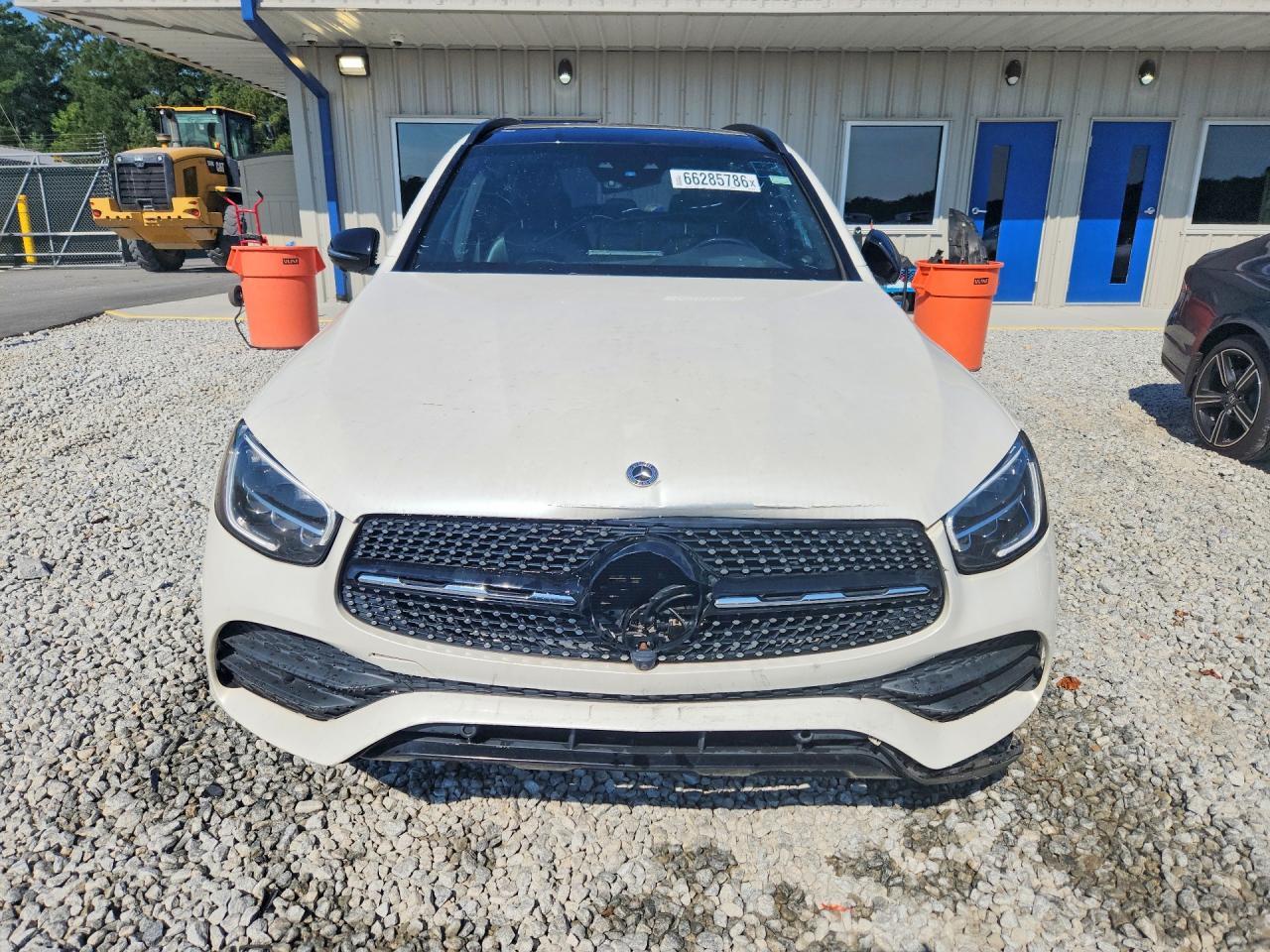 2021 MERCEDES-BENZ GLC 300 4MATIC — Фото 5 из 13
