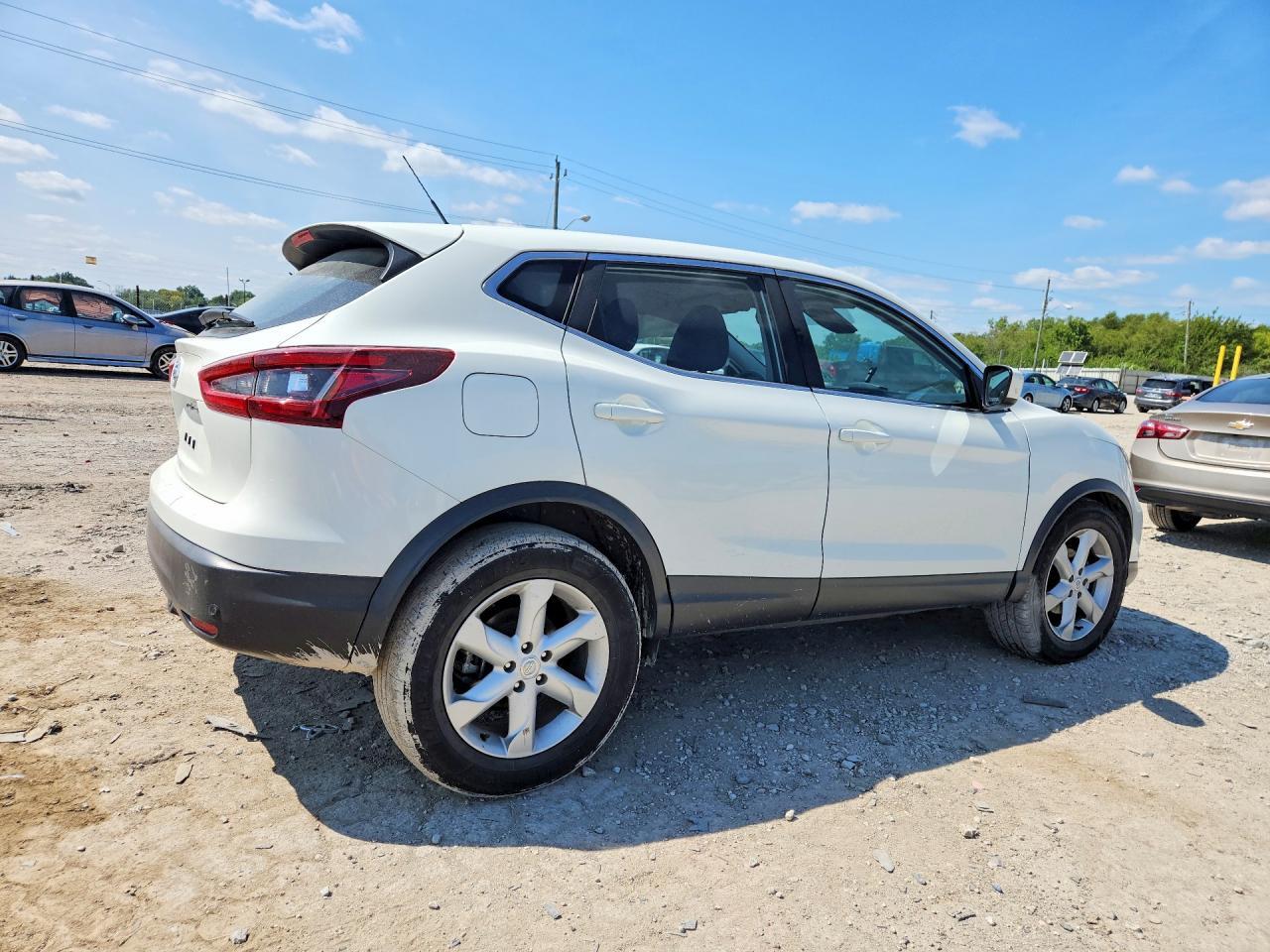 2022 NISSAN ROGUE SPORT S — Фото 3 из 13