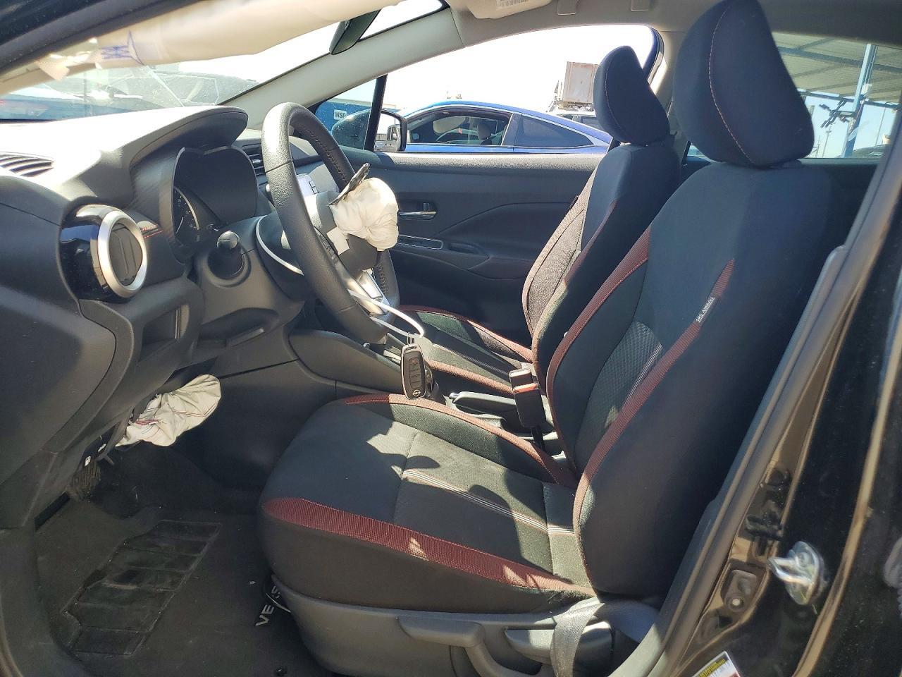 2025 NISSAN VERSA SR — Фото 7 из 12