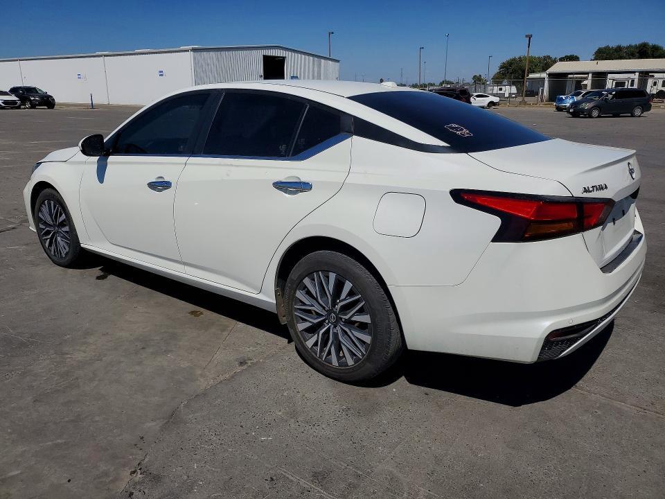 1N4BL4DW4PN310323 2023 NISSAN ALTIMA photo no. 2