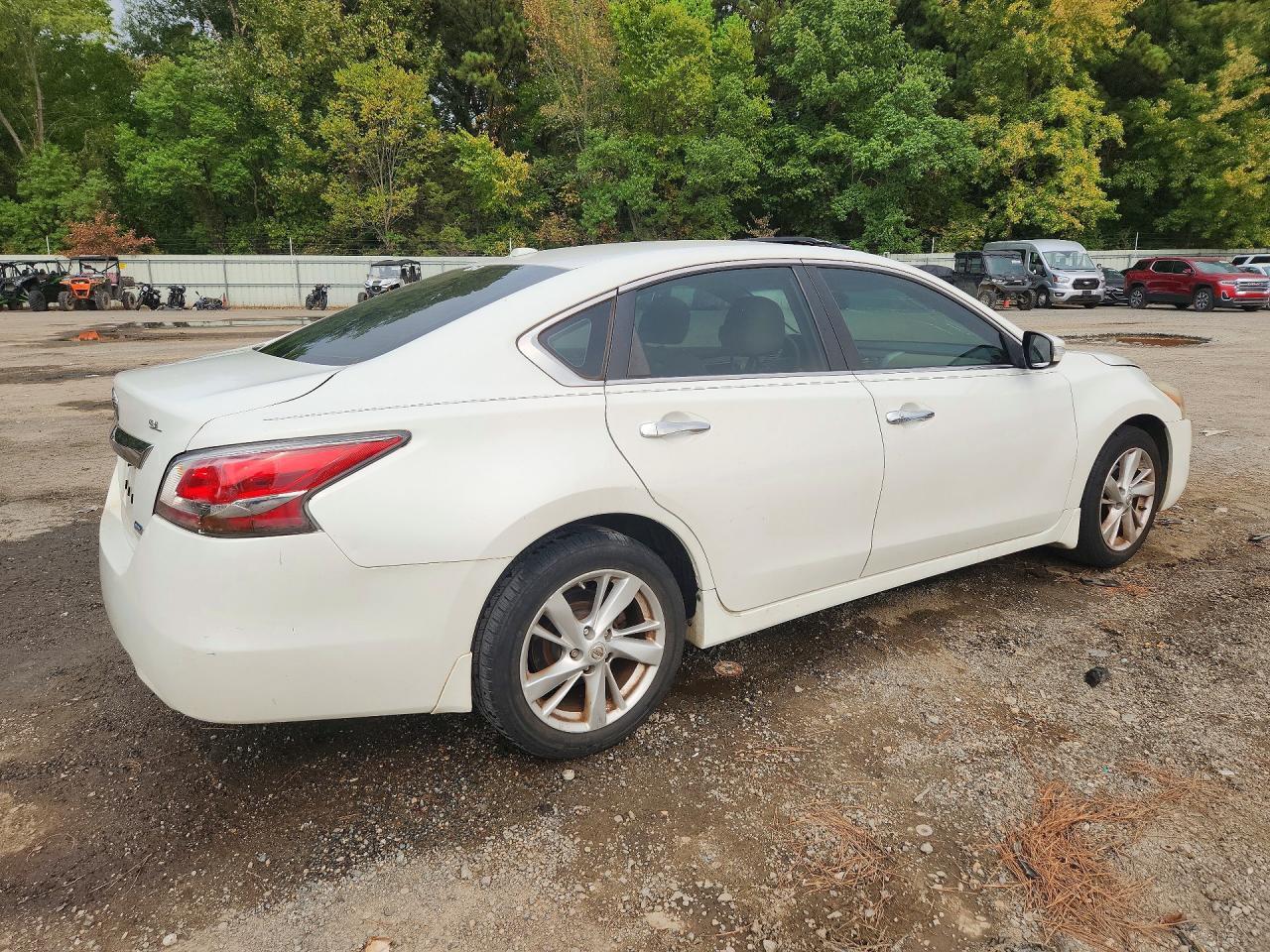 2014 NISSAN ALTIMA 2.5 SL — Фото 3 из 12