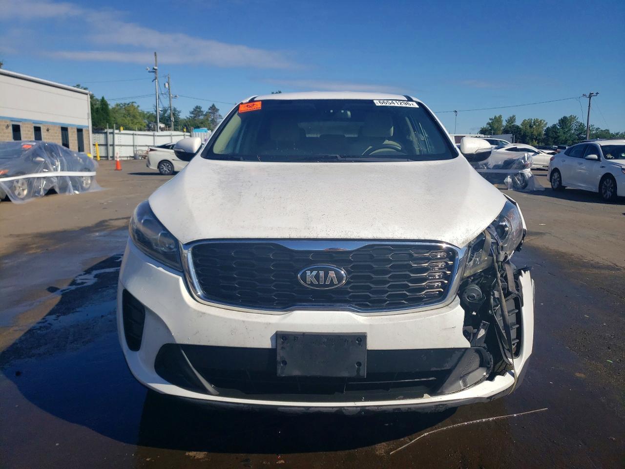 2019 KIA SORENTO LX — Фото 5 из 12