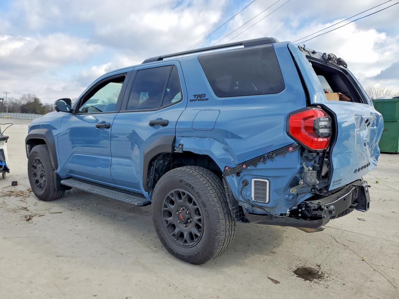 2025 TOYOTA 4RUNNER TRD OFF ROAD PREMIUM — Фото 2 из 12