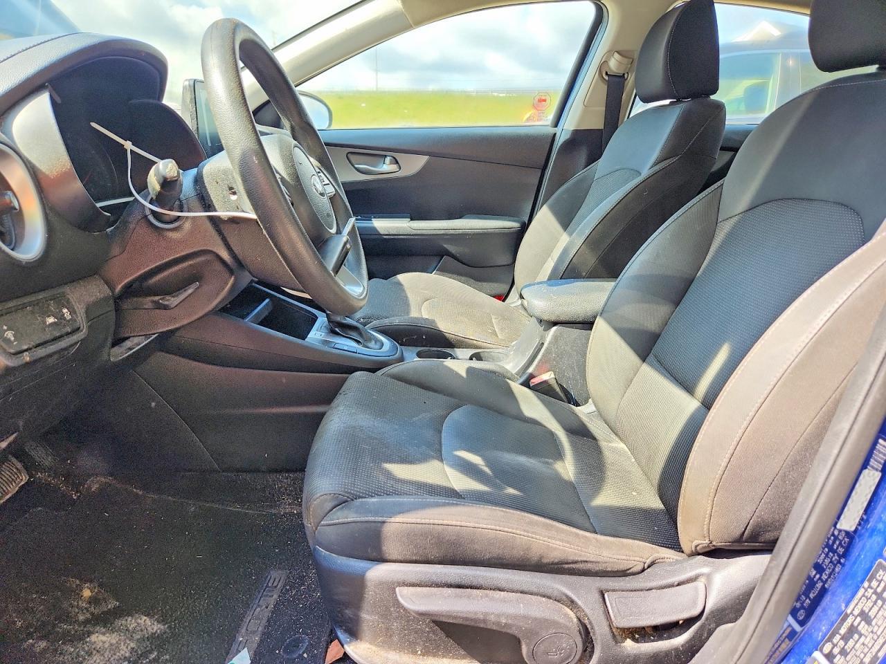 2019 KIA FORTE LXS — Фото 7 из 12