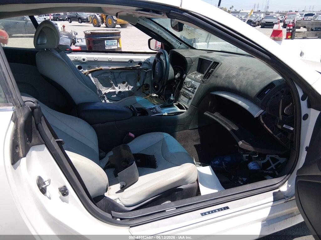 JN1CV6FE7FM810573 2015 INFINITI Q60 photo no. 5