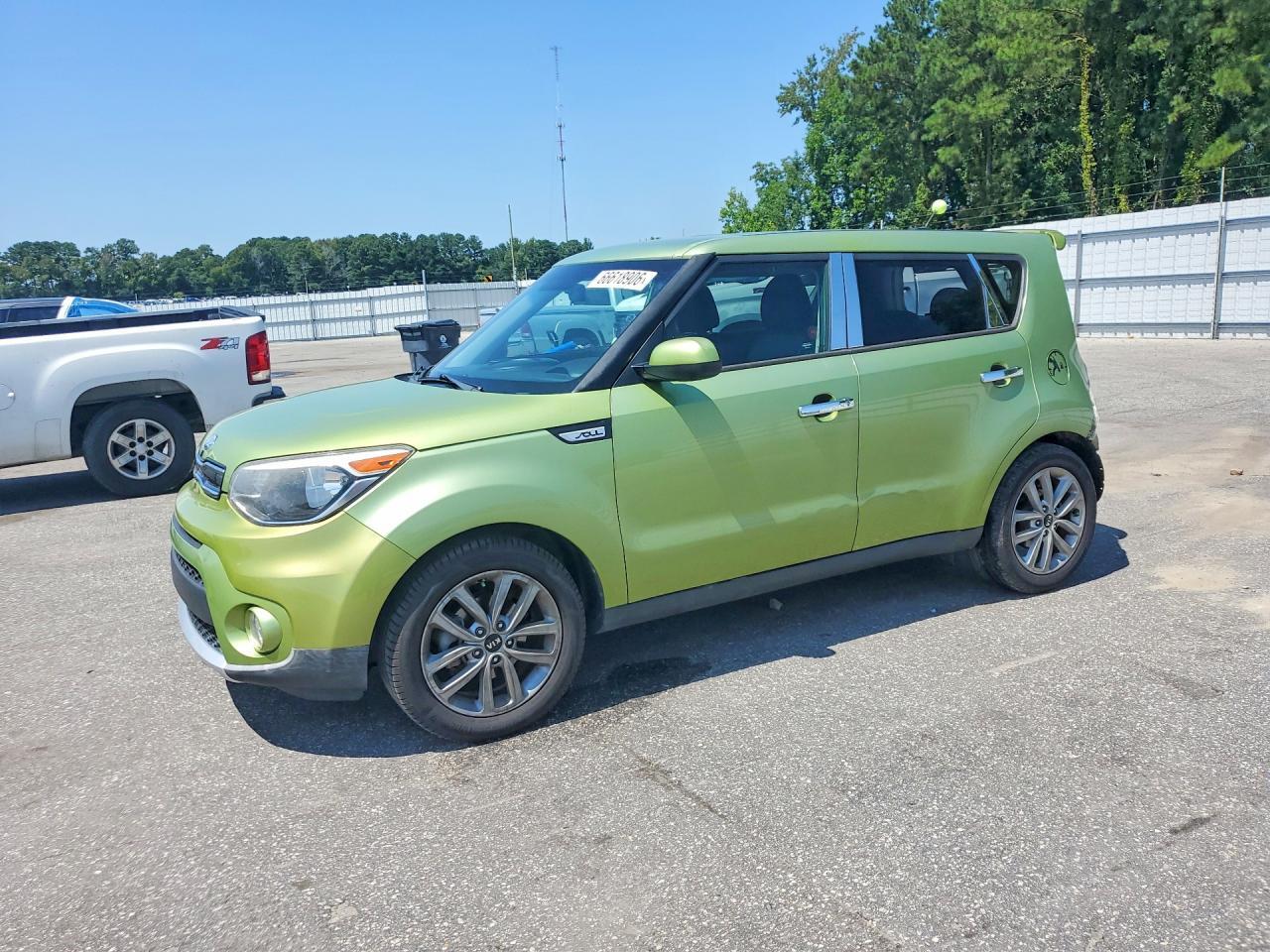 2017 KIA SOUL +
