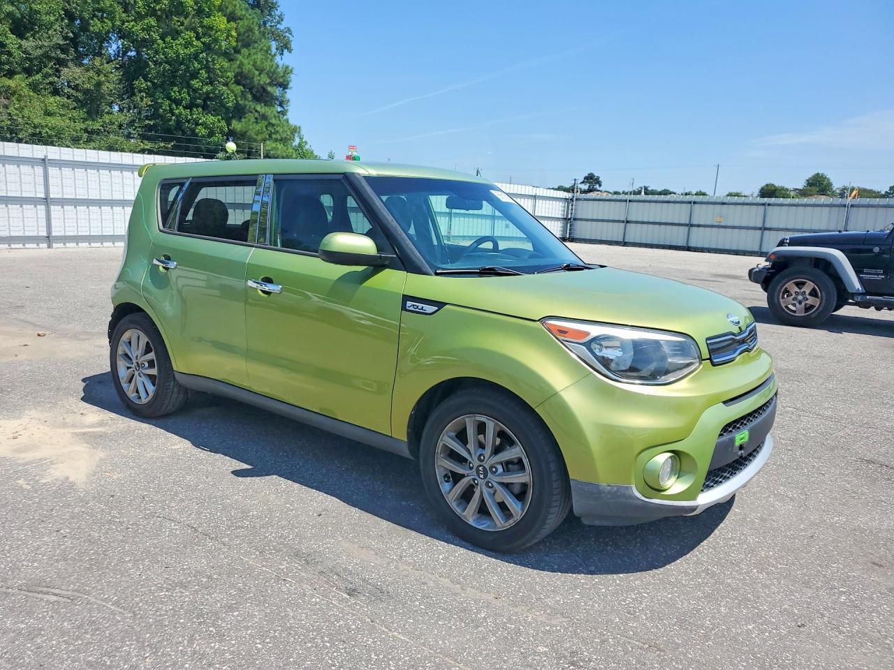 2017 KIA SOUL + — Фото 4 из 12