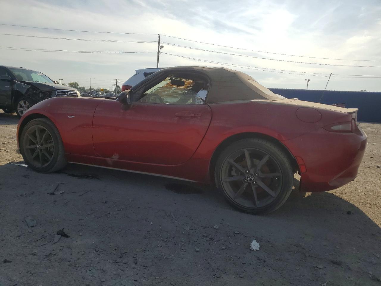 2016 MAZDA MX-5 MIATA CLUB — Фото 2 из 13