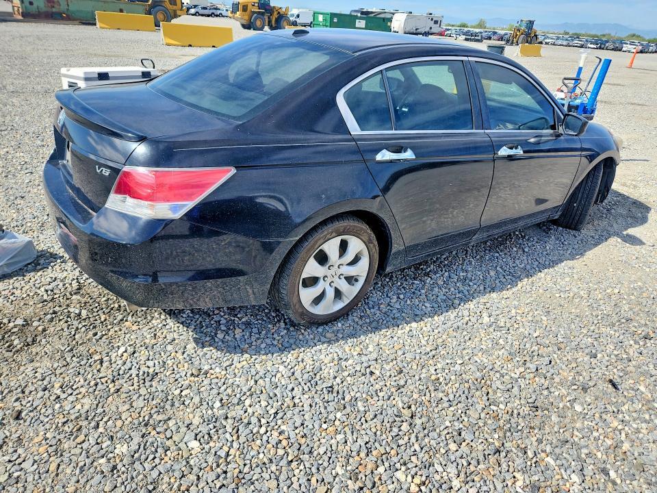 1HGCP3F82AA013238 2010 HONDA ACCORD photo no. 3