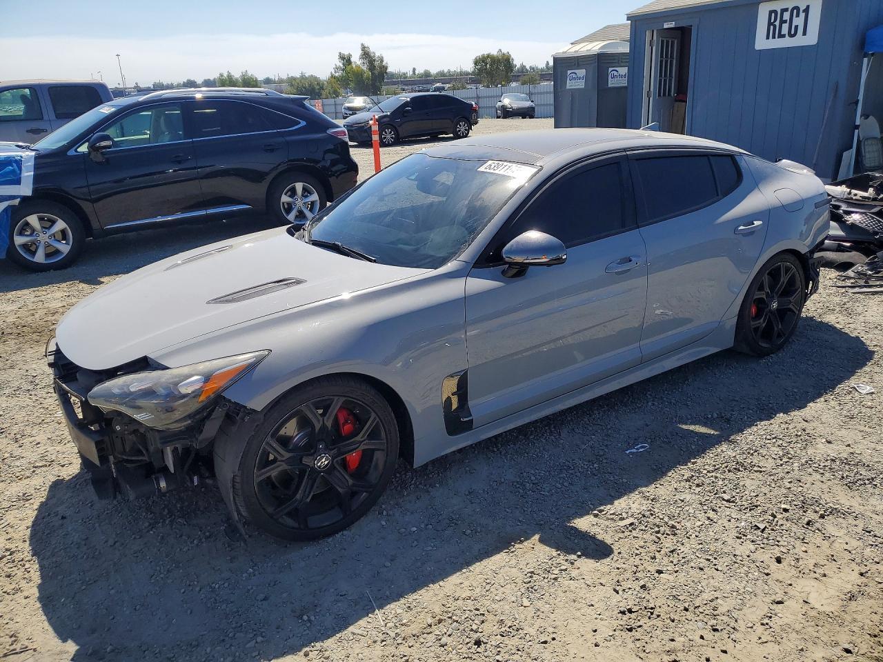 2019 KIA STINGER KNAE55LC1K6045729