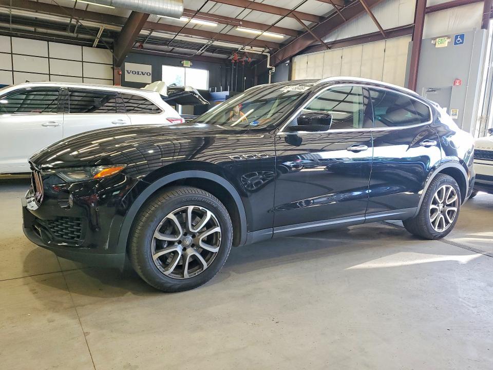 2017 MASERATI LEVANTE ZN661YUA4HX241280