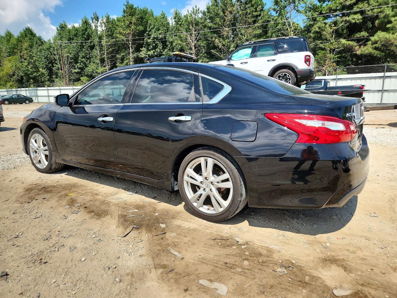 2016 NISSAN ALTIMA 3.5 SL — Фото 2 из 12