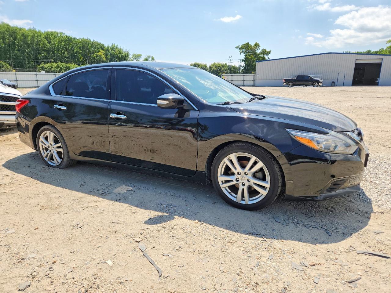 2016 NISSAN ALTIMA 3.5 SL — Фото 4 из 12