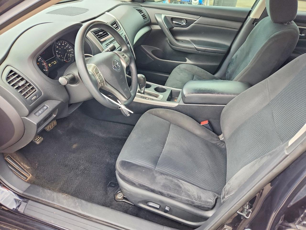 2015 NISSAN ALTIMA 2.5 S — Фото 7 из 13