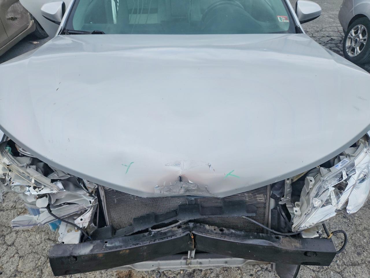 2014 TOYOTA CAMRY XLE — Фото 11 из 12