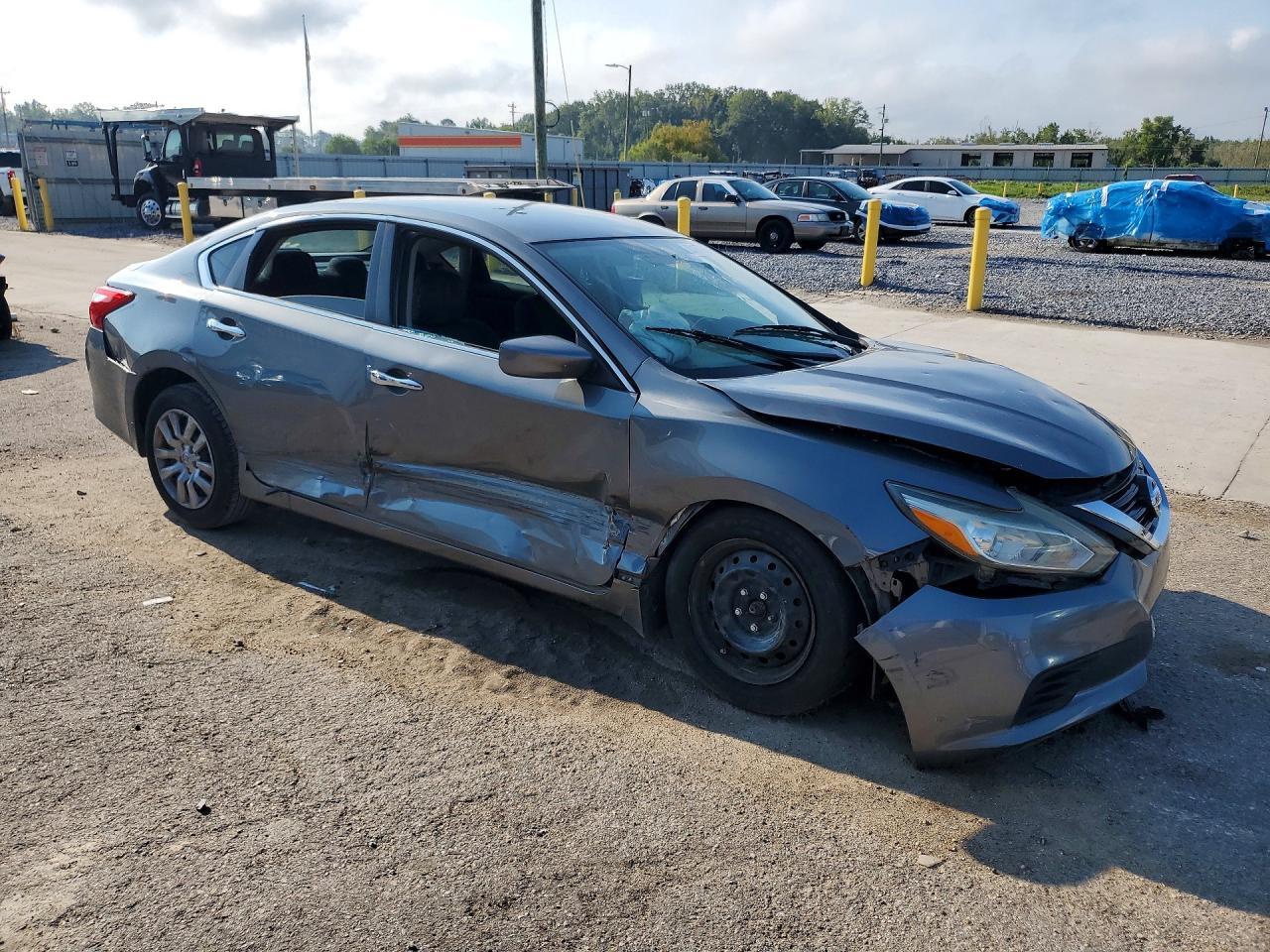 2015 NISSAN ALTIMA 2.5 S — Фото 4 из 12