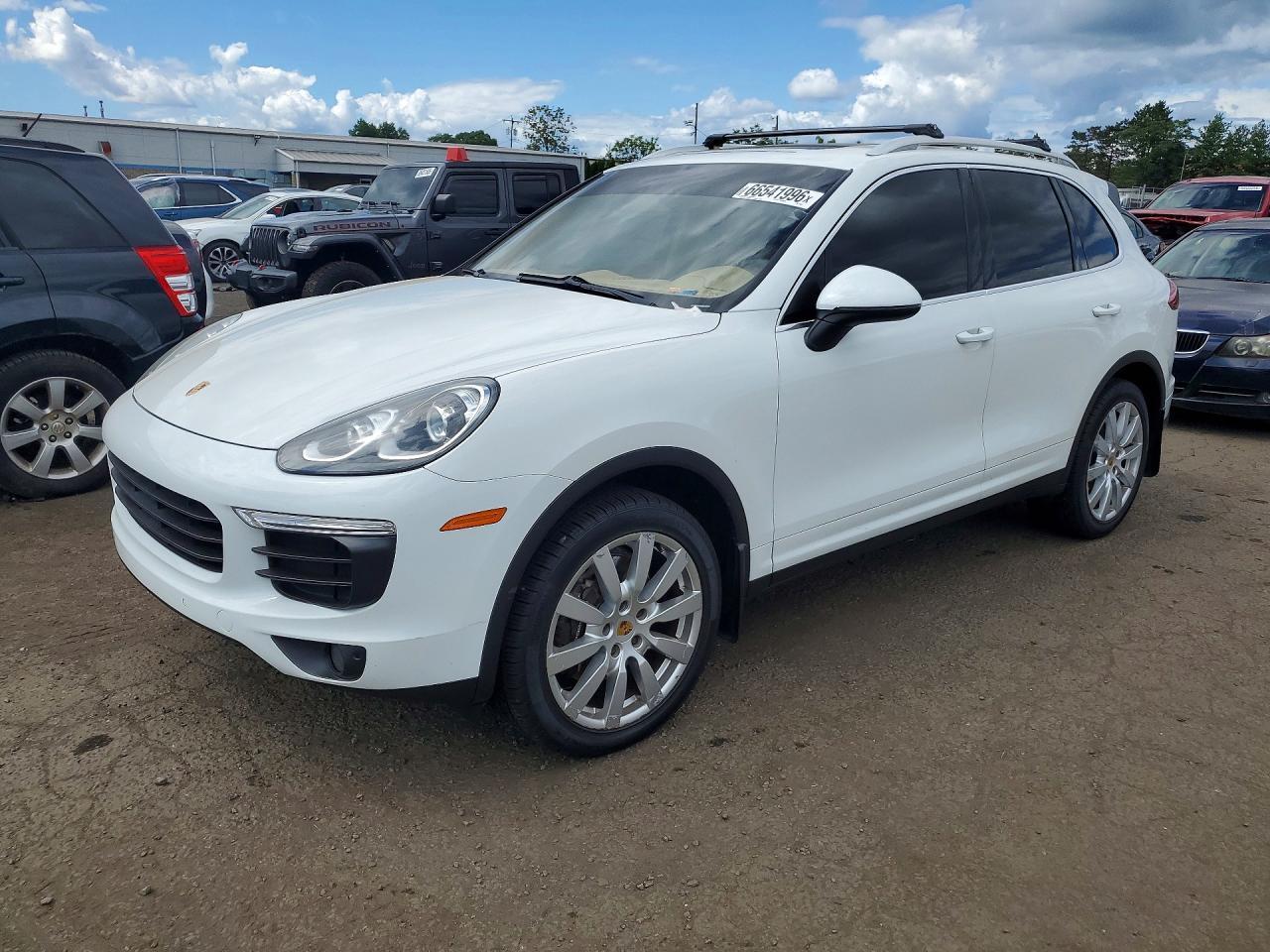 2016 PORSCHE CAYENNE WP1AA2A20GLA10841