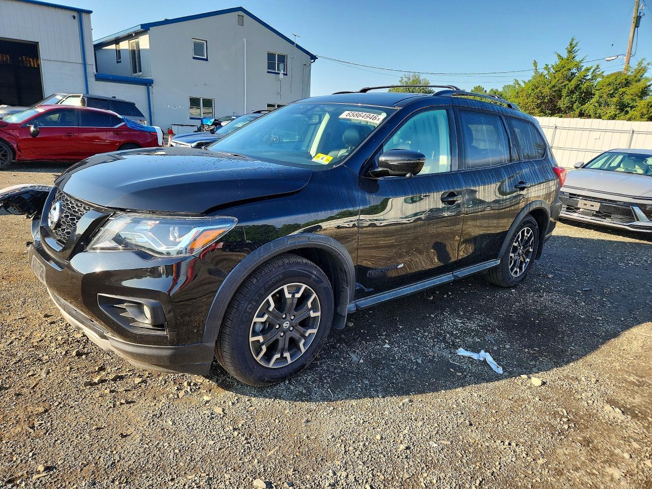 2019 NISSAN PATHFINDER SL
