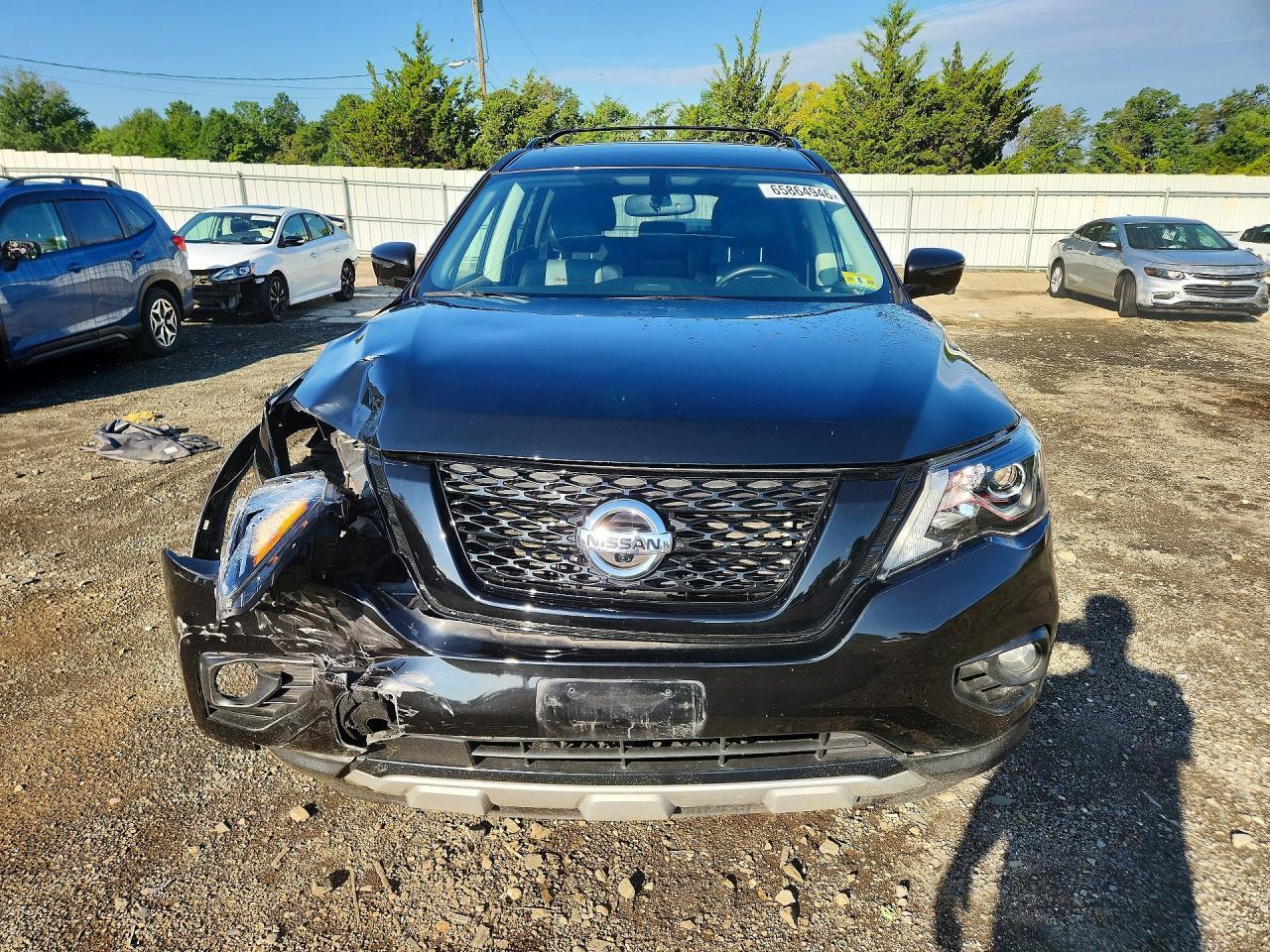 2019 NISSAN PATHFINDER SL — Фото 5 из 13