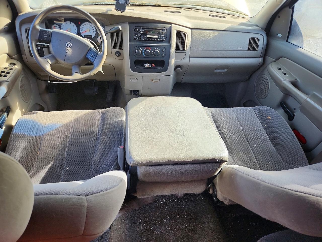 2004 DODGE RAM 1500 ST — Фото 8 из 13