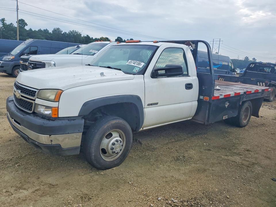 2007 CHEVROLET SILVERADO 1GBJC34U57E170494