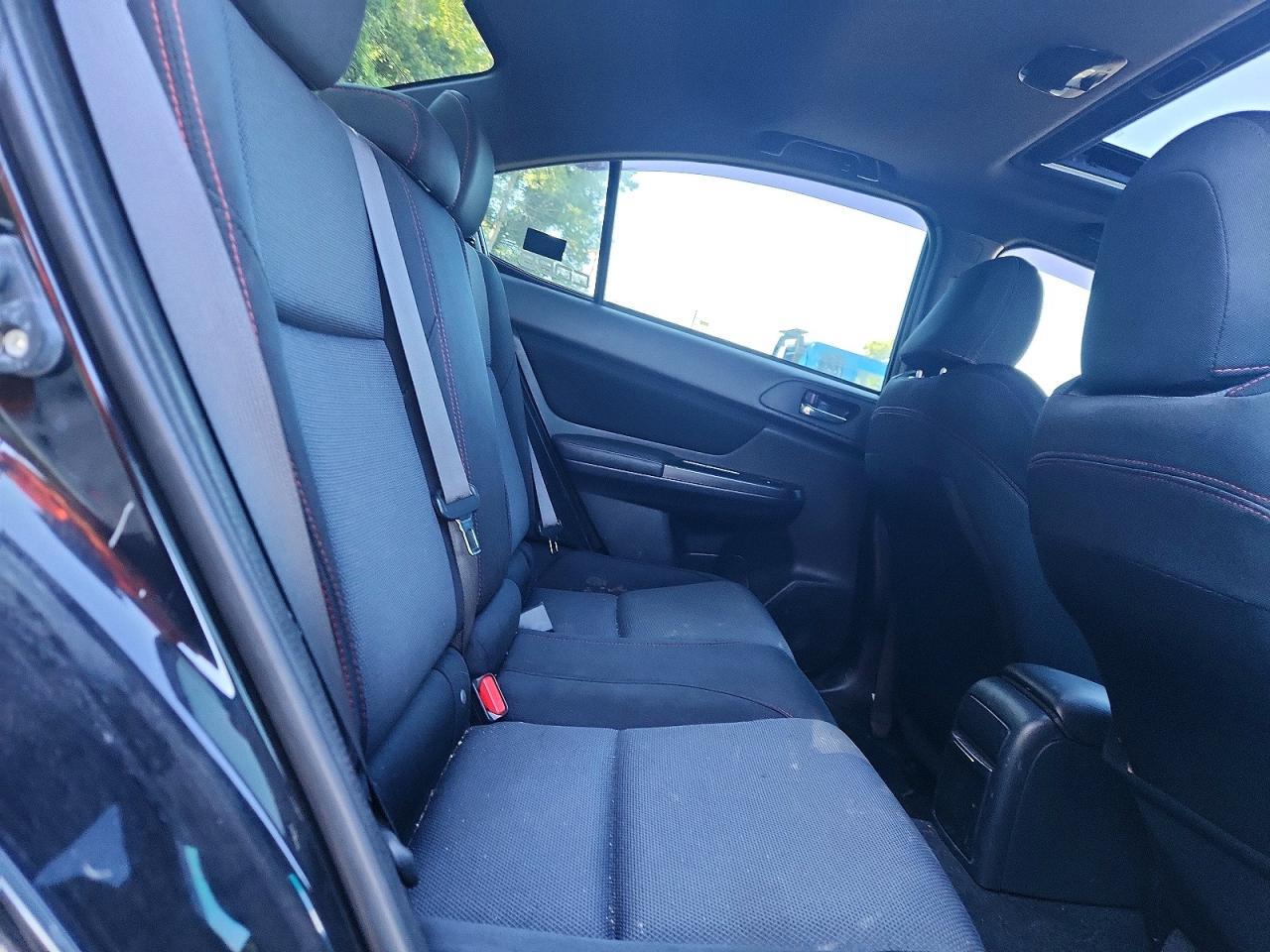 2016 SUBARU WRX PREMIUM — Фото 10 из 12