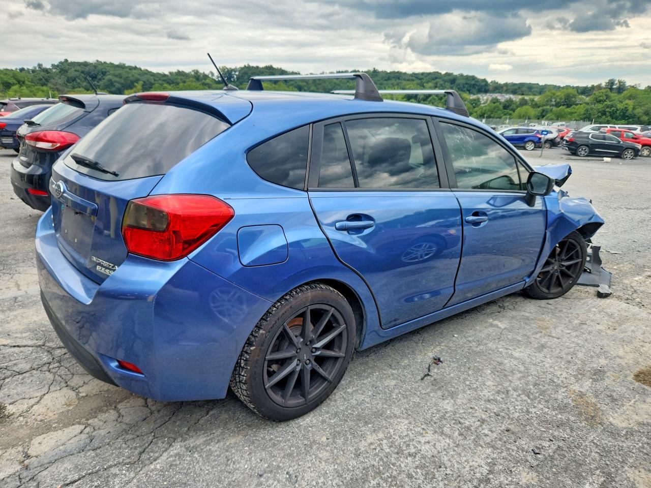 2016 SUBARU IMPREZA — Фото 3 из 13