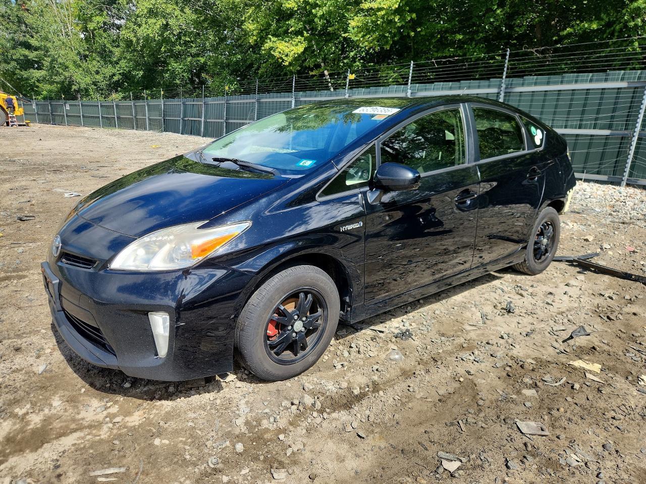 2015 TOYOTA PRIUS FOUR