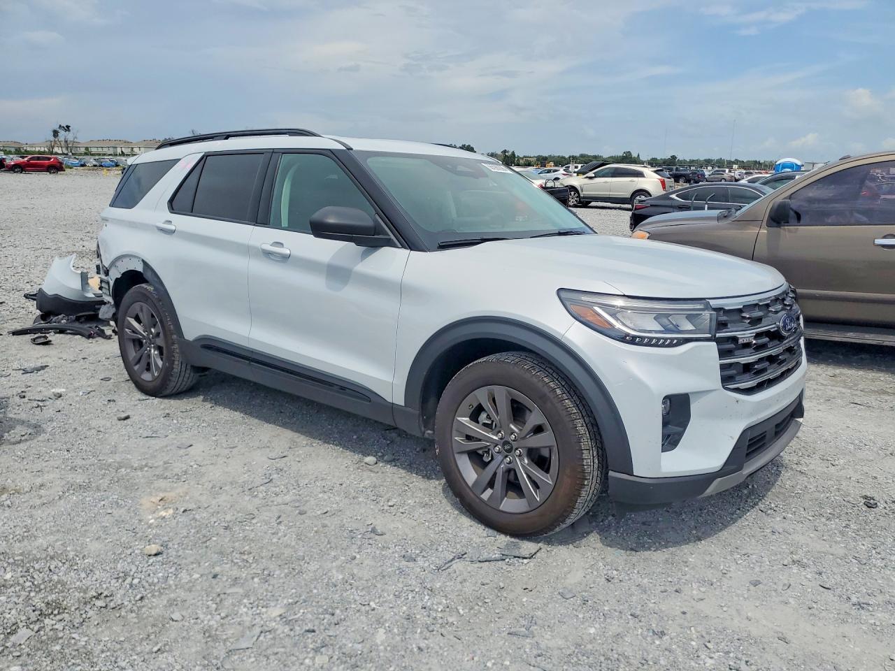 2026 FORD EXPLORER ACTIVE — Фото 4 из 14