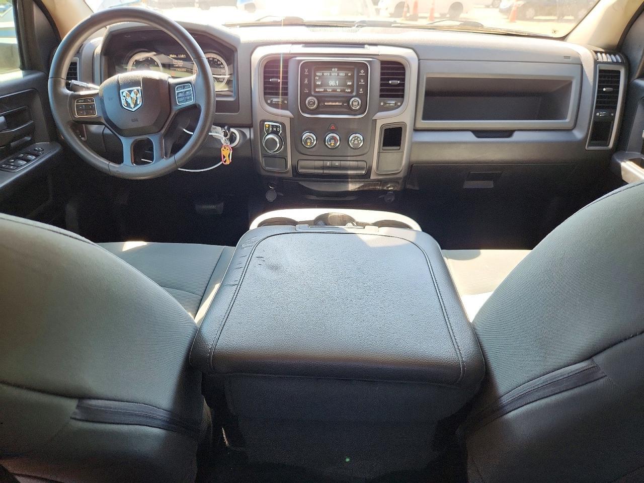 2019 RAM 1500 CLASSIC TRADESMAN — Фото 8 из 12