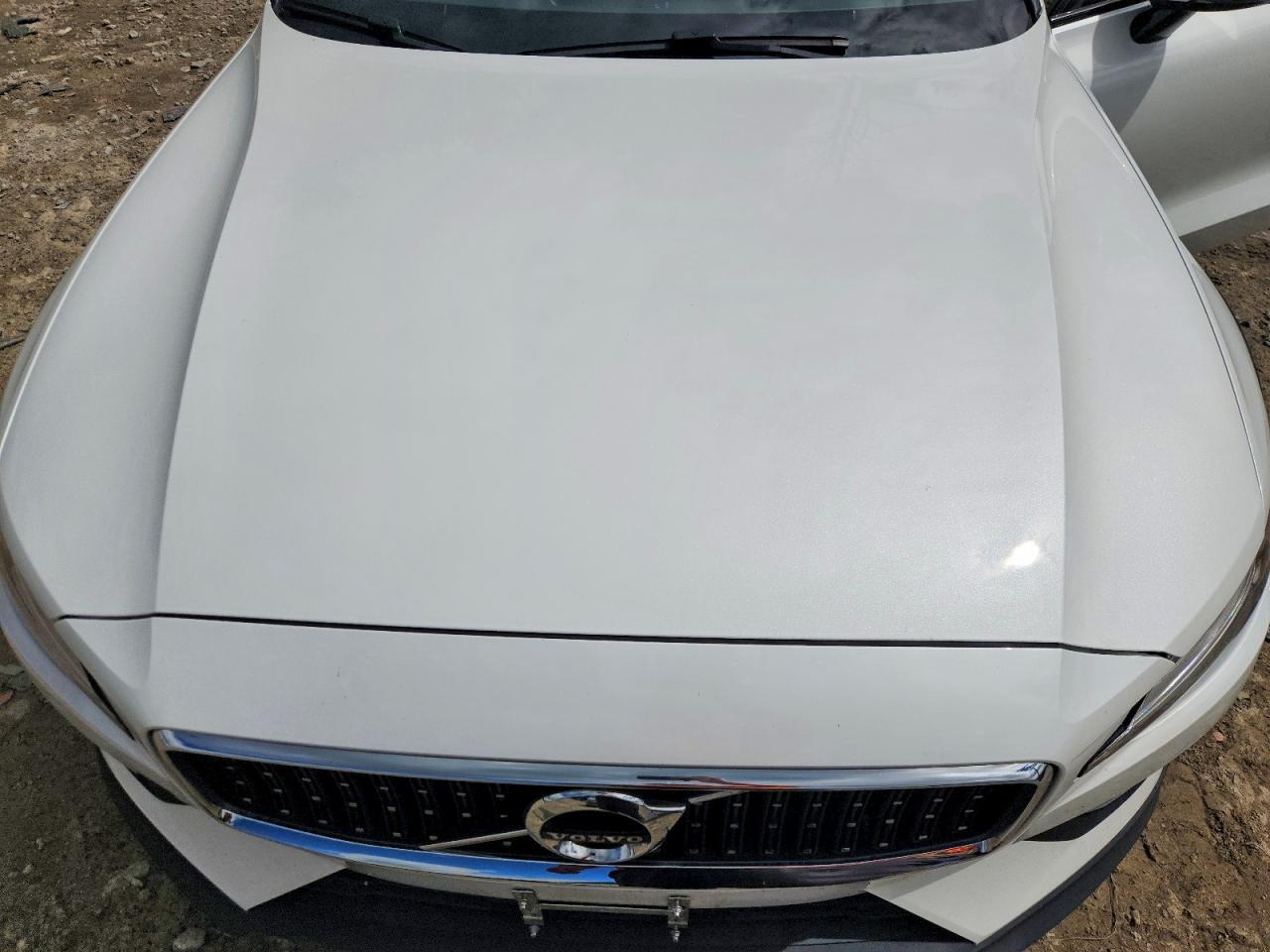 2020 VOLVO V60 CROSS COUNTRY T5 MOMENTUM — Фото 11 из 12