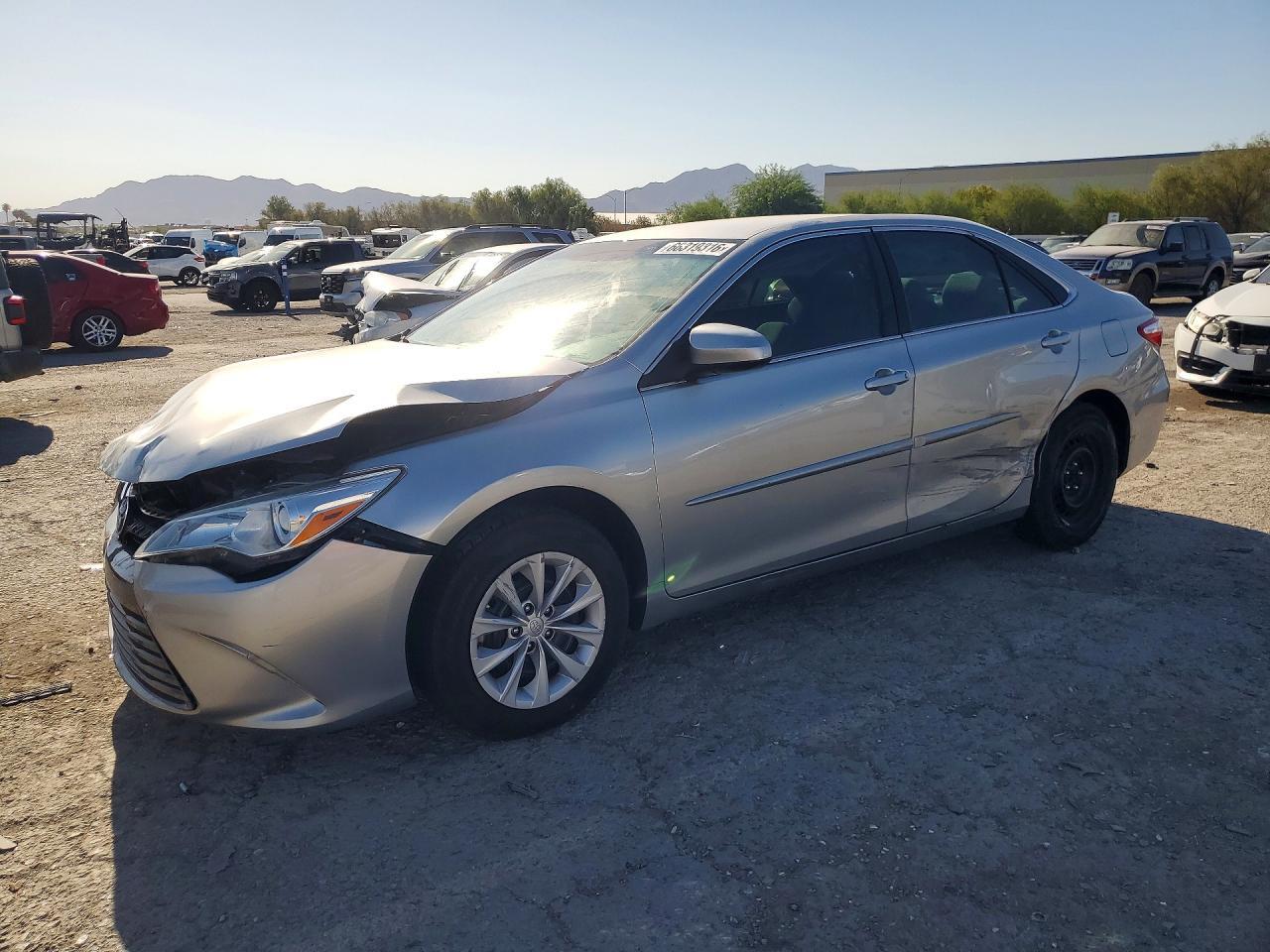 2015 TOYOTA CAMRY LE