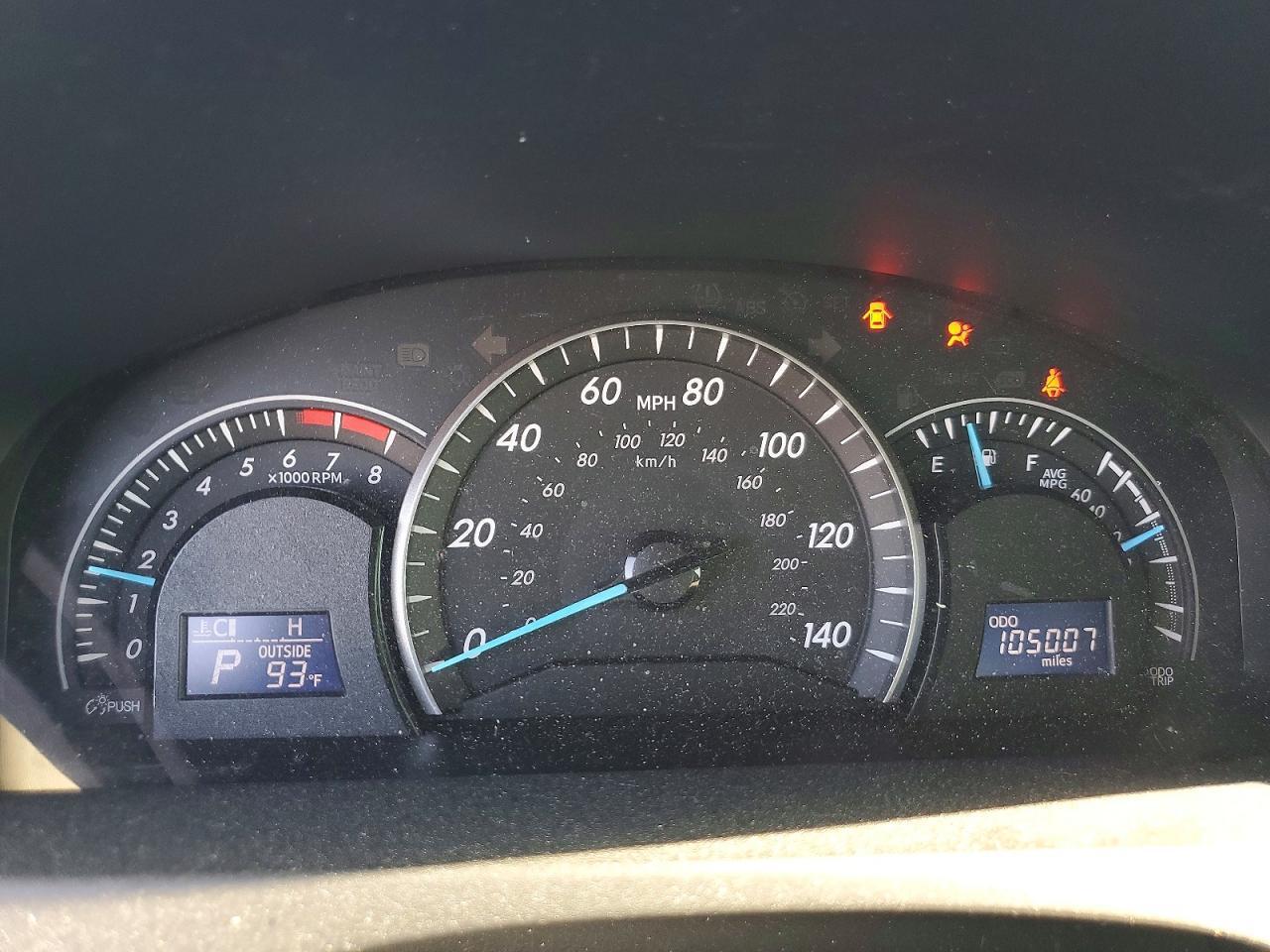 2015 TOYOTA CAMRY LE — Фото 9 из 12