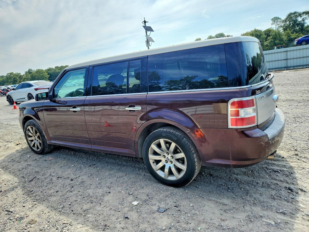 2009 FORD FLEX LIMITED — Фото 2 из 13