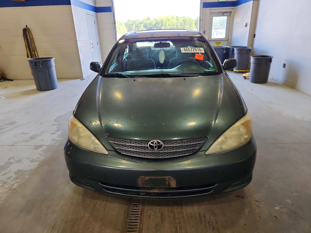 2004 TOYOTA CAMRY LE — Фото 5 из 12