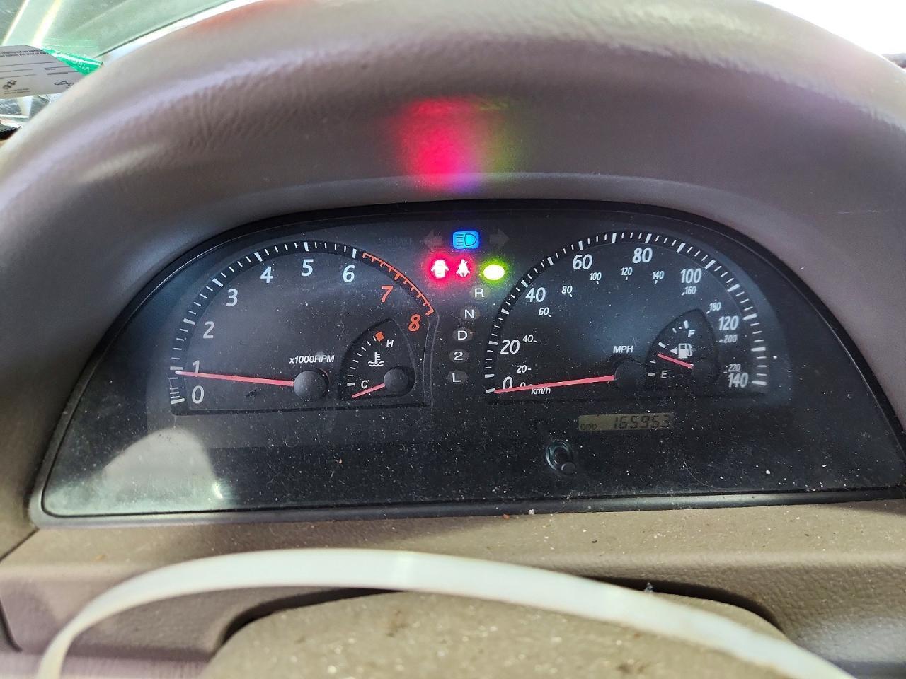 2004 TOYOTA CAMRY LE — Фото 9 из 12