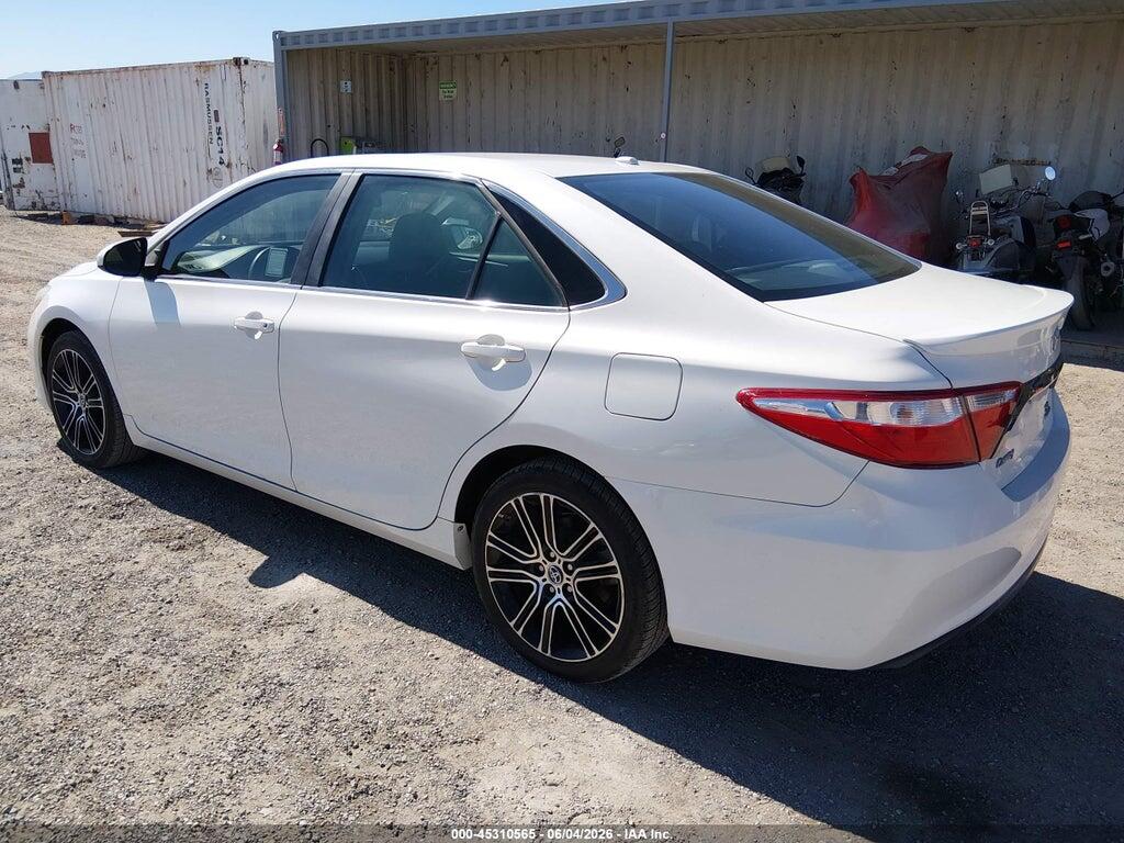 4T1BF1FK5GU545471 2016 TOYOTA CAMRY photo no. 3