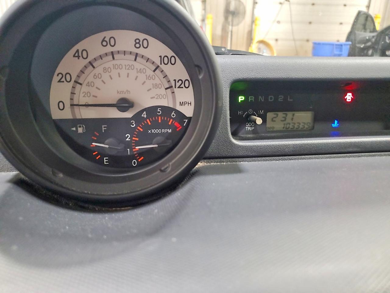 JTLKT324654029203 2005 SCION XB photo no. 9