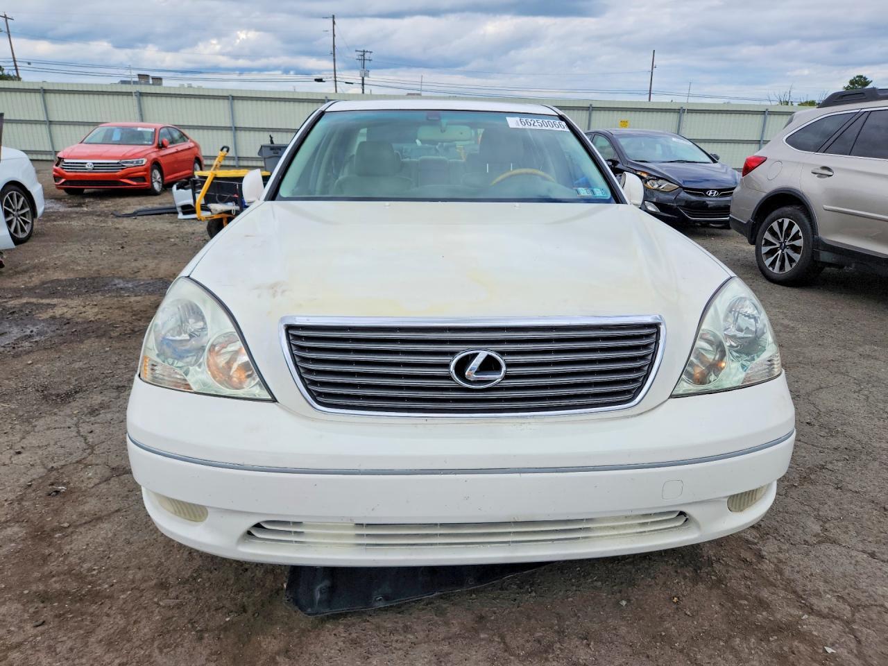 2001 LEXUS LS 430 — Фото 5 из 13