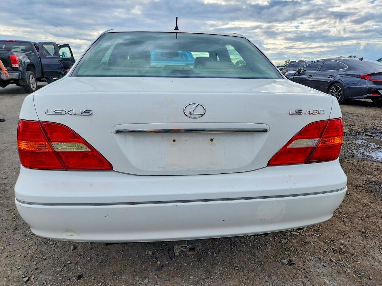 2001 LEXUS LS 430 — Фото 6 из 13