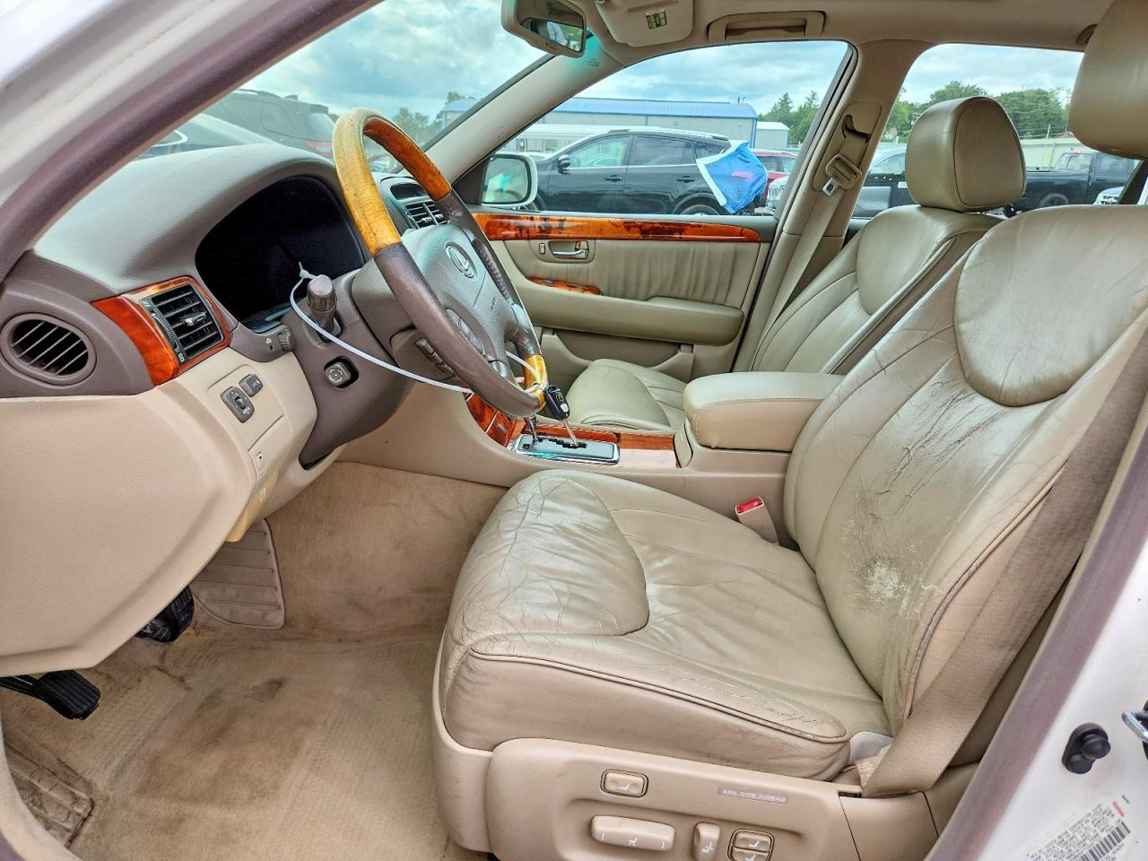 2001 LEXUS LS 430 — Фото 7 из 13