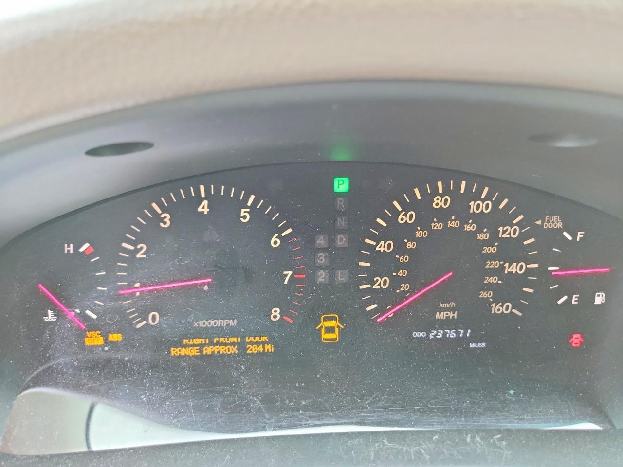 2001 LEXUS LS 430 — Фото 9 из 13